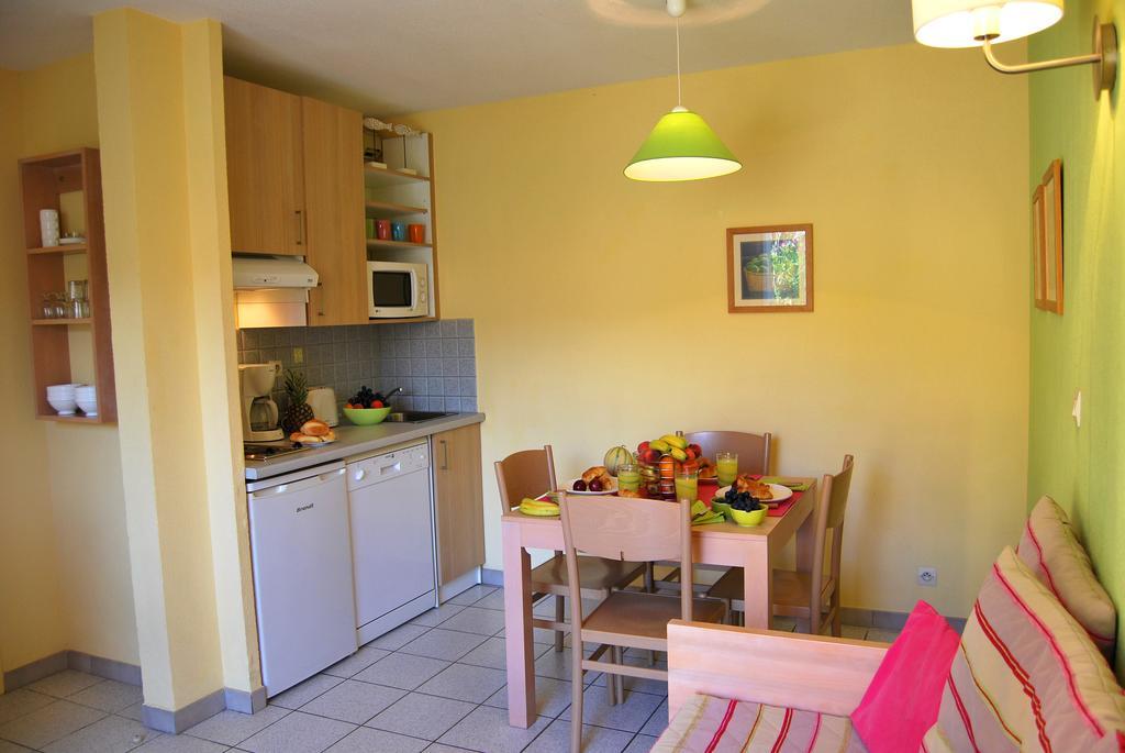 Lagrange Grand Bleu Vacances - Residence Le Village Des Aloes Cerbère Quarto foto