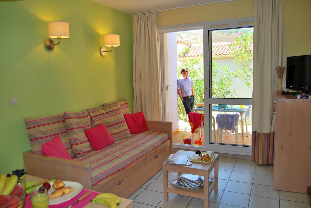 Lagrange Grand Bleu Vacances - Residence Le Village Des Aloes Cerbère Quarto foto