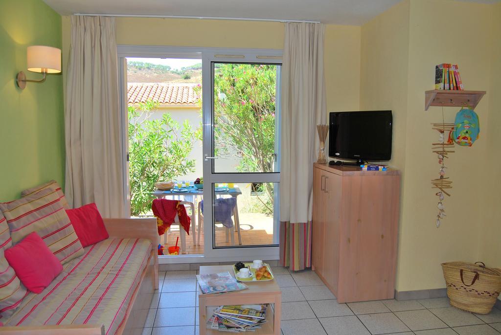 Lagrange Grand Bleu Vacances - Residence Le Village Des Aloes Cerbère Quarto foto